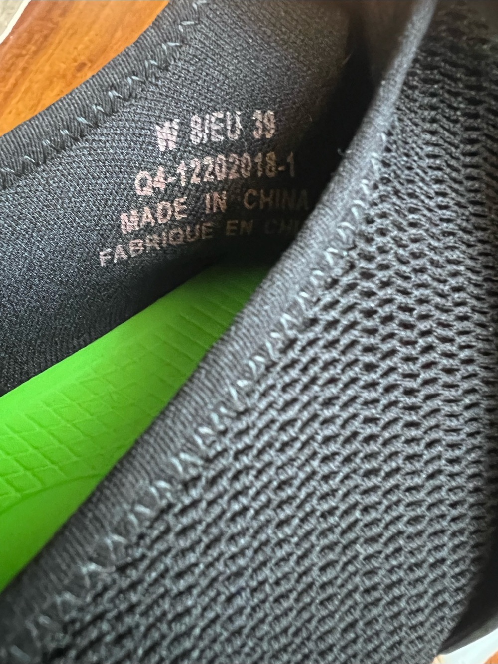 OOFOS Oomg eeZee Canvas Black Slip-On Revovery Sneakers - Picture 7 of 7